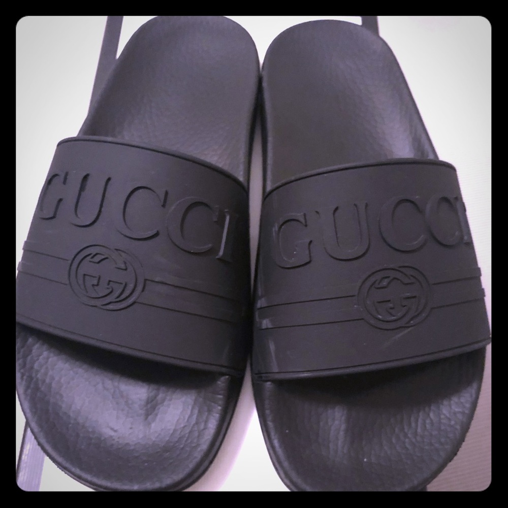 Gucci slide black size 39